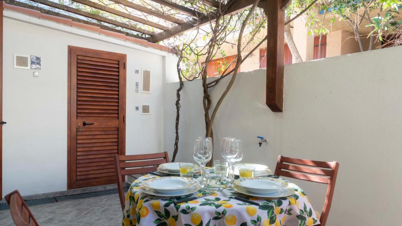 Apartamento Welcomely - Terrace By The Sea - Cala Gonone Dorgali Exterior foto