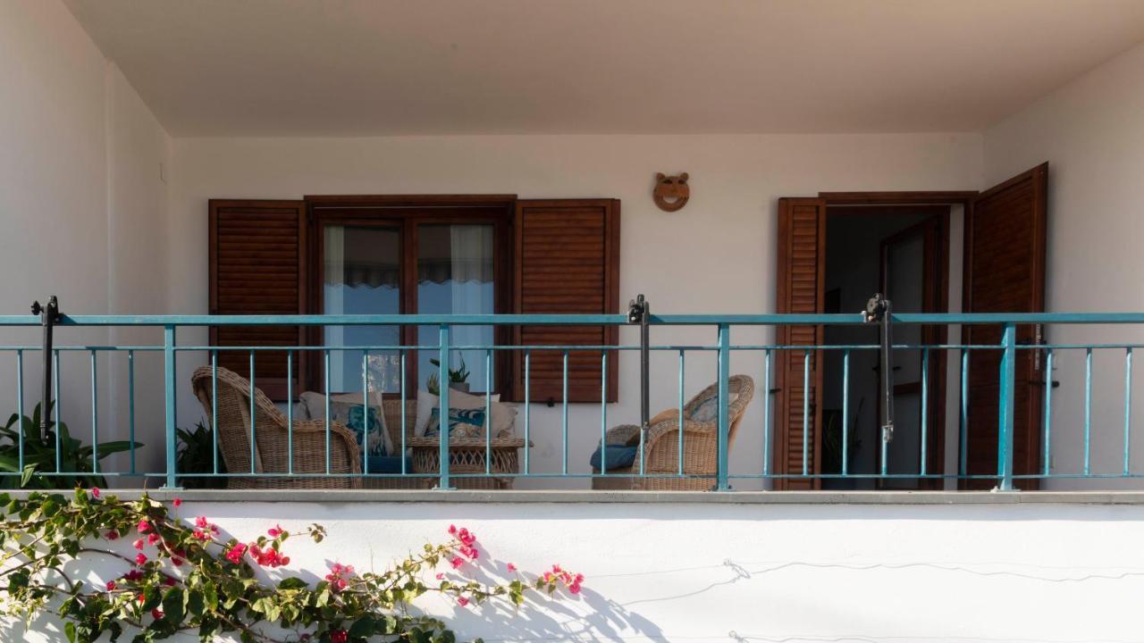 Apartamento Welcomely - Terrace By The Sea - Cala Gonone Dorgali Exterior foto